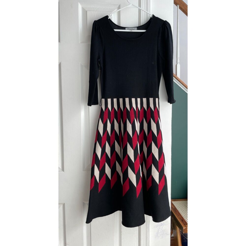 Black Red Cream Geometric Knit Midi Dress 3/4 Sleeve Fit & Flare Medium